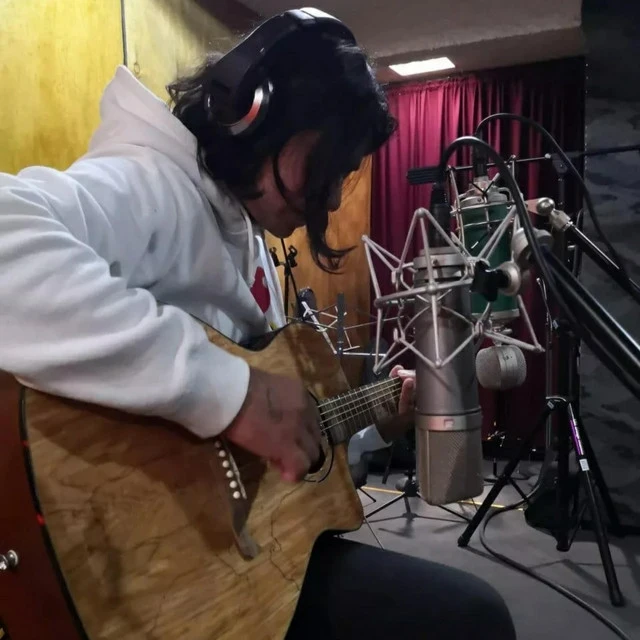 Alan Letrado – Y ahora que hago con tus fotos?