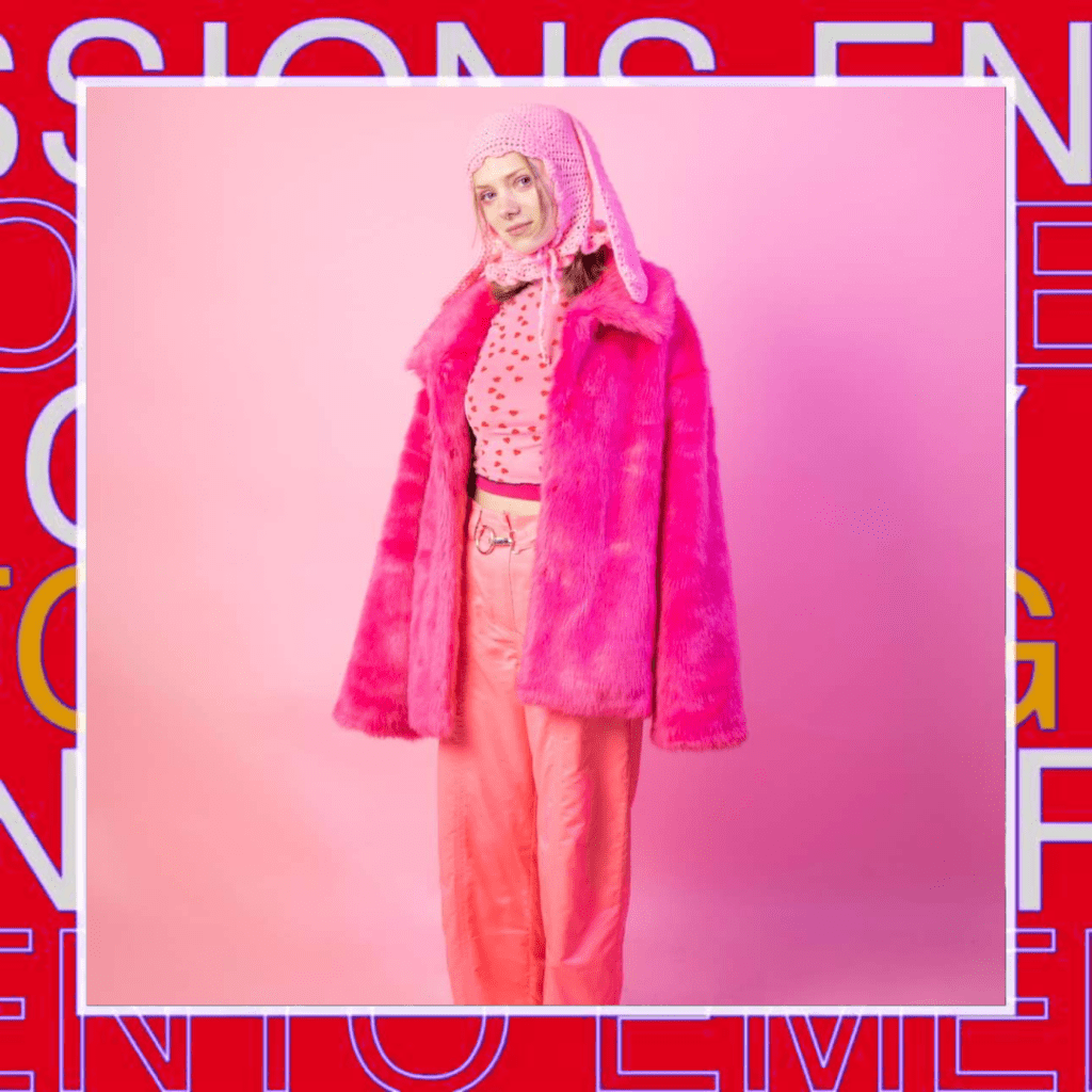 MARA LIDDLE –&nbsp;Oversharing