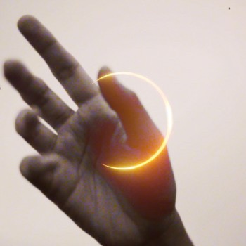 EMPTY MACHINES –&nbsp;LUNA