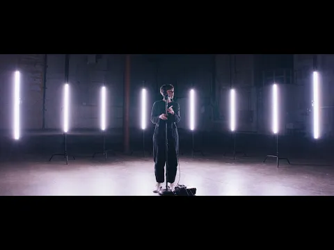 BOBBI – Bruised