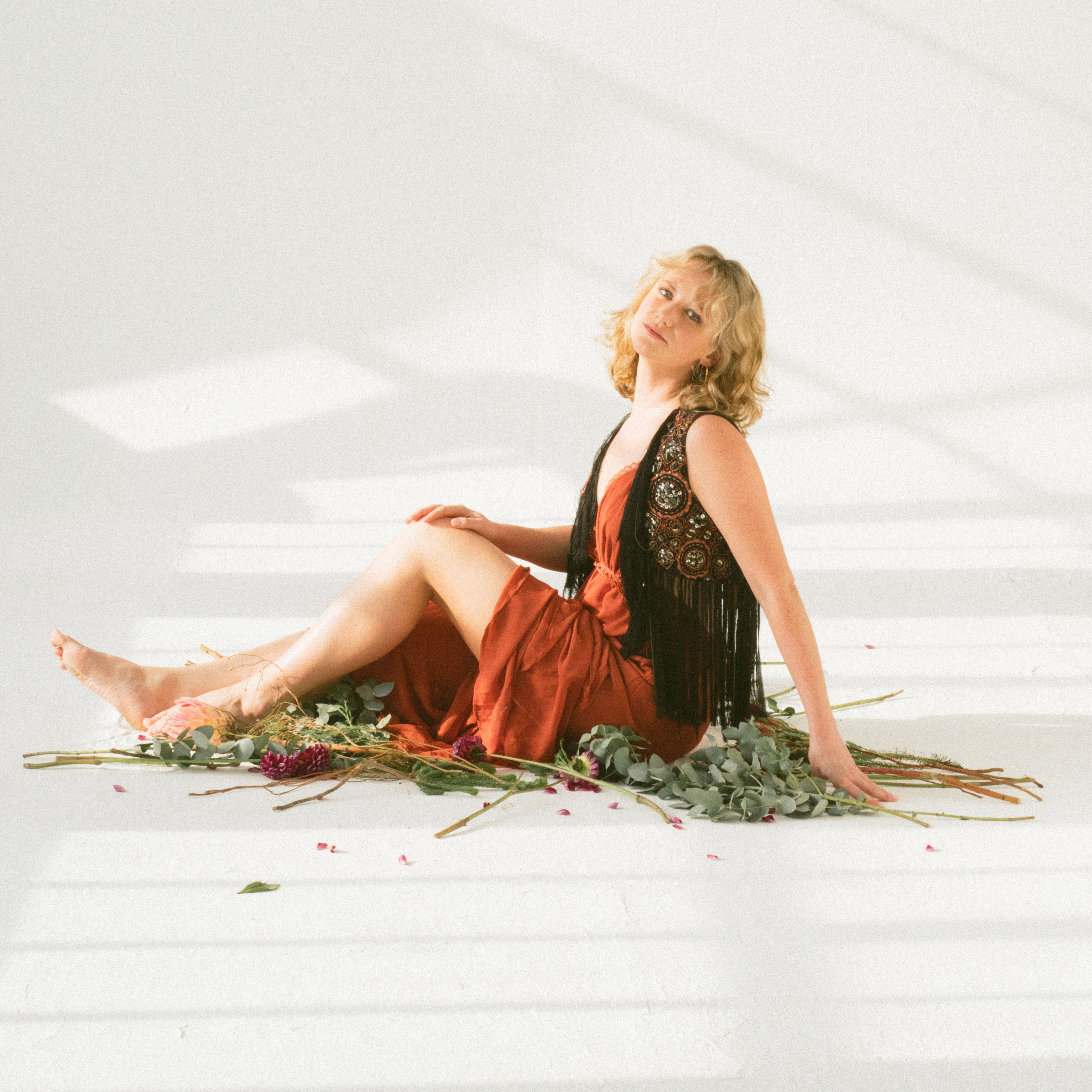 ALEX KATE – Lost Soldier