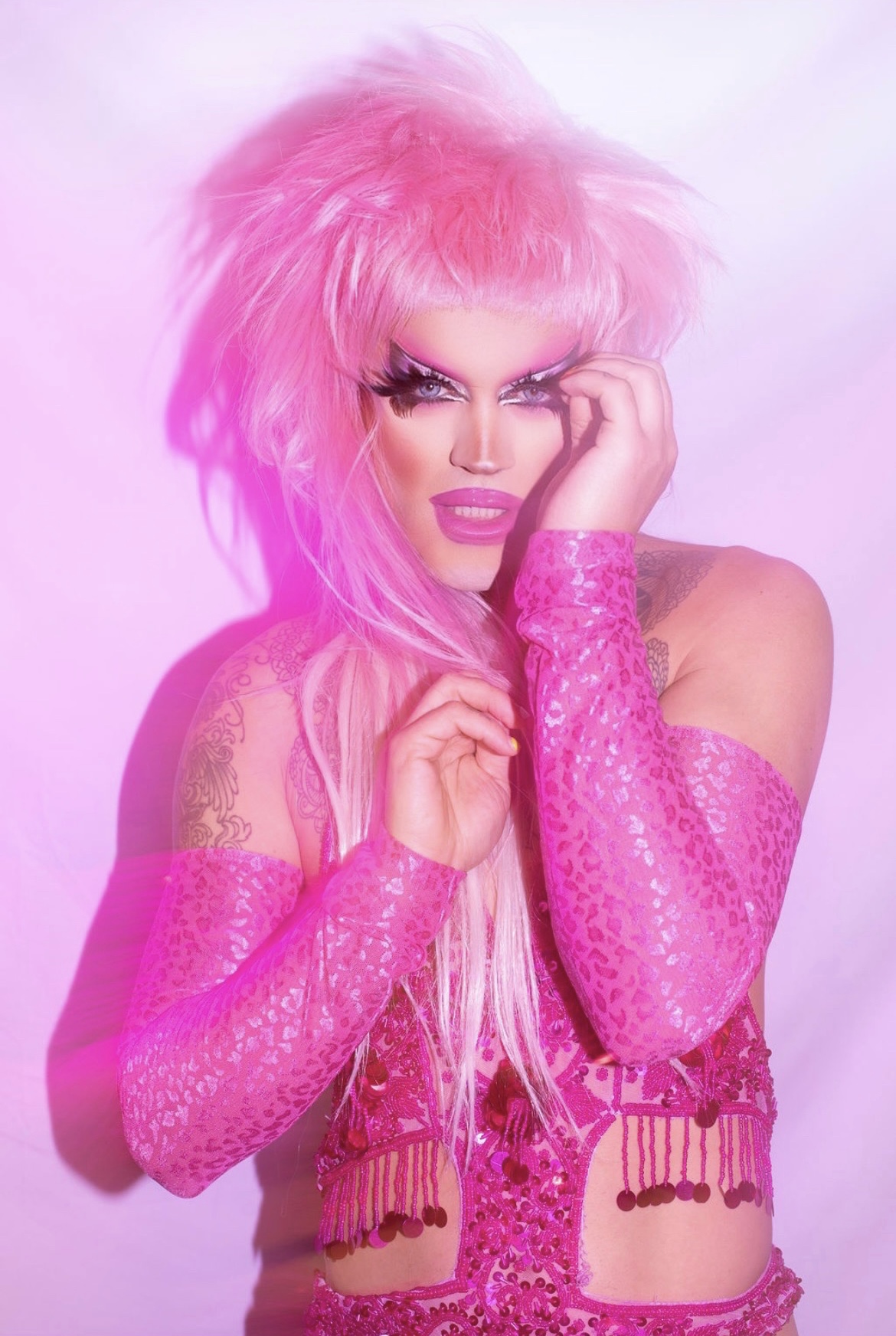 Glitzy Von Jagger – Sharp Dressed Them