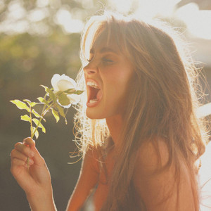 Ellee Duke –&nbsp;fragile