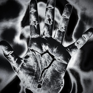 Angel of Discord – THE&nbsp;TWINS