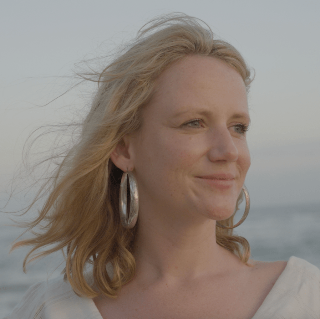 Alex Kate – Close To&nbsp;You