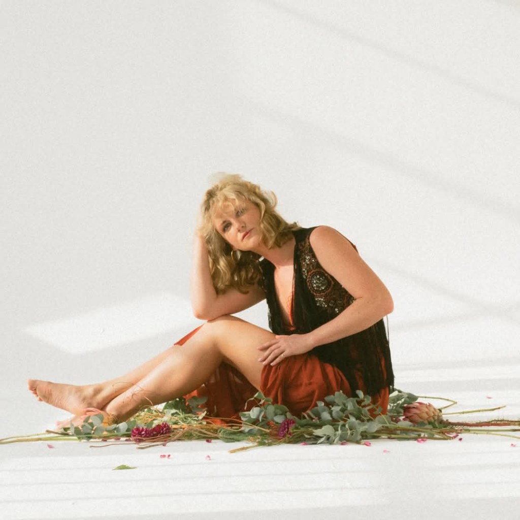 Alex Kate – Lost Soldier Feat.&nbsp;Mobi1