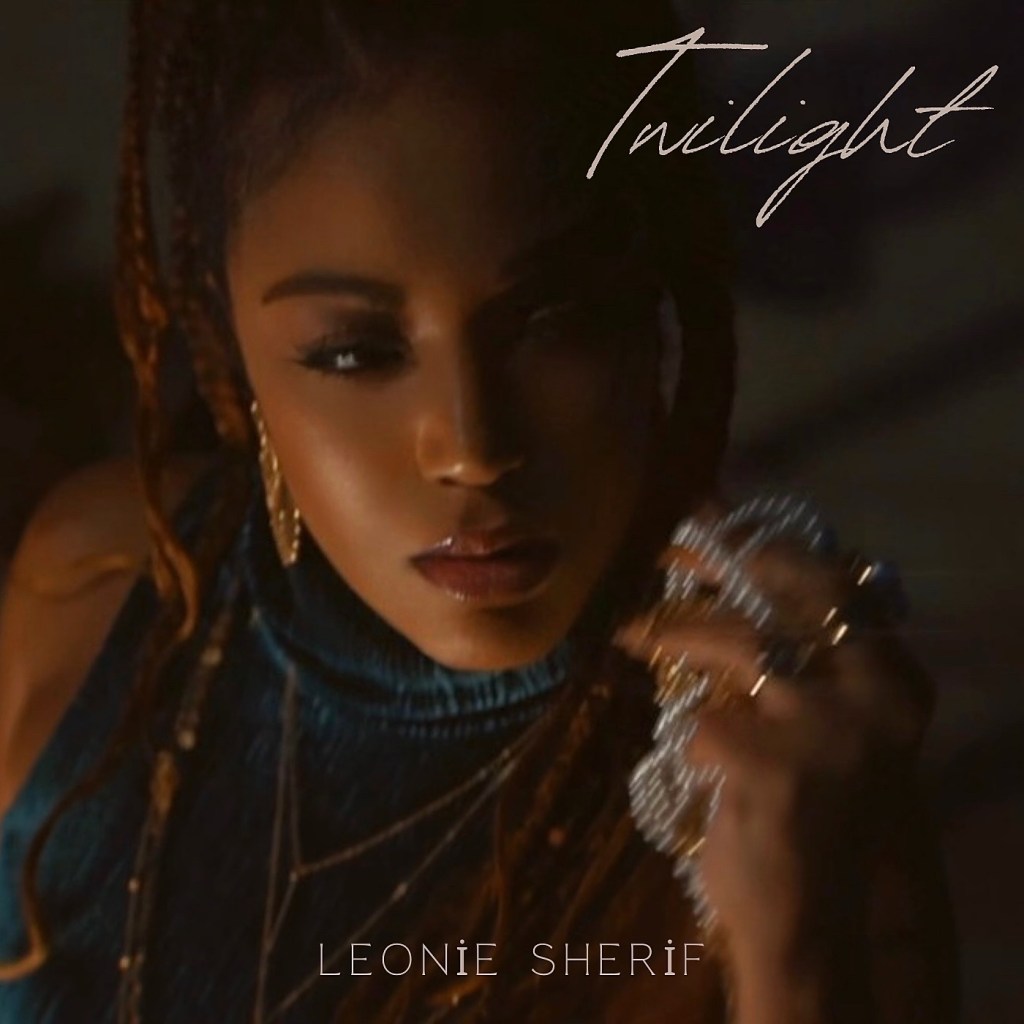Leonie sherif –&nbsp;TWILIGHT
