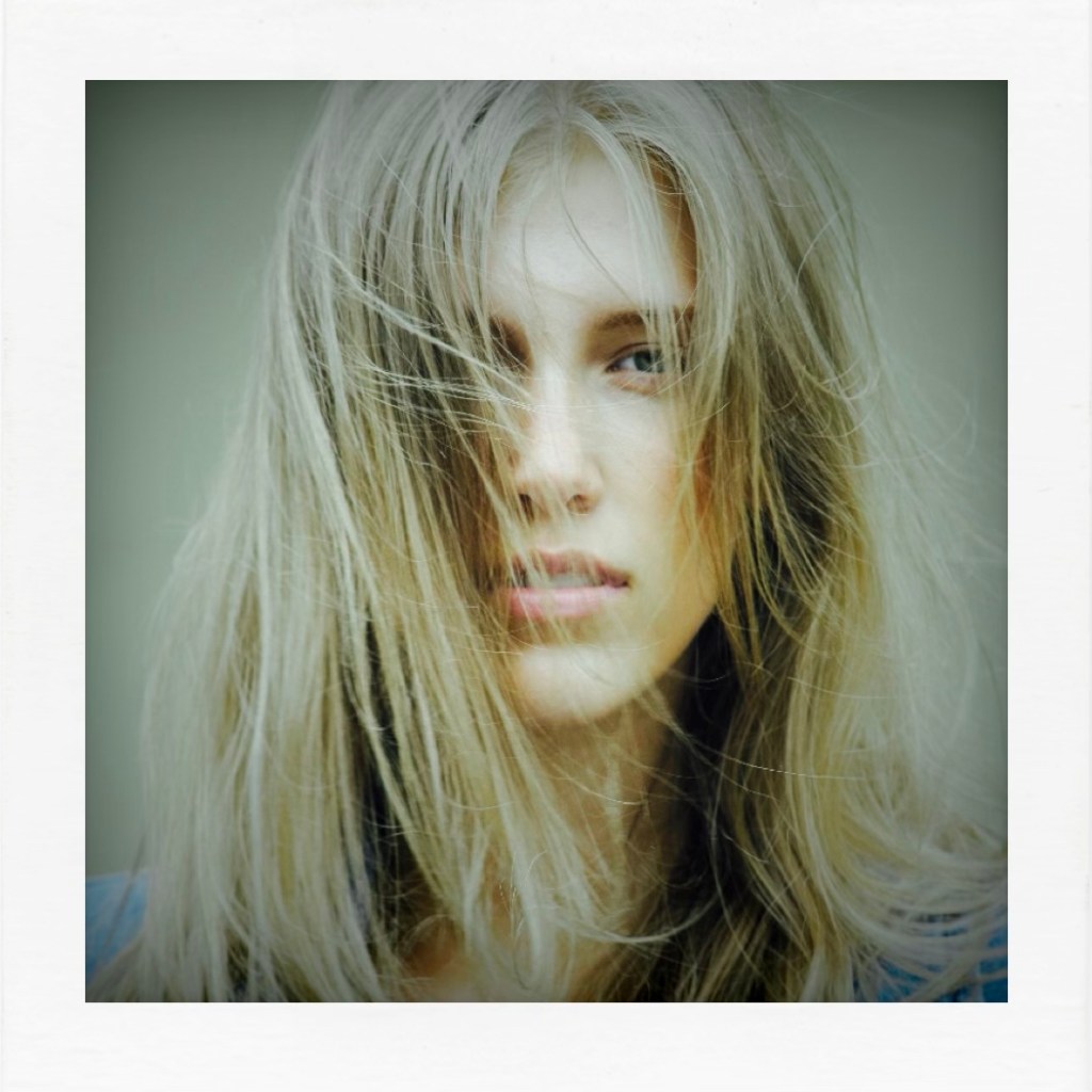 Alma Owren – under the&nbsp;surface