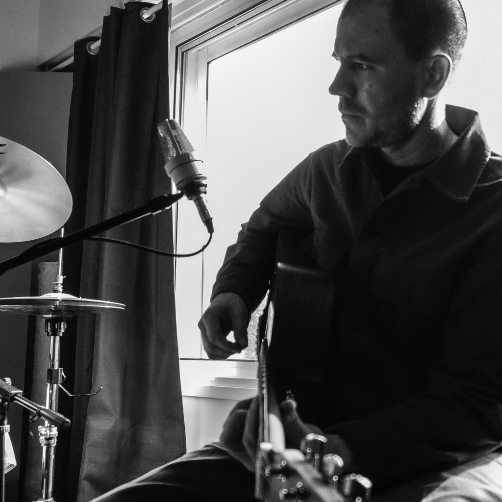 Emilio – No Queda&nbsp;Tiempo