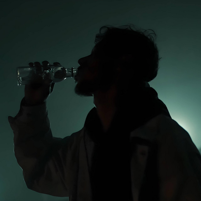 Redundancer x Bella – Bottleneck