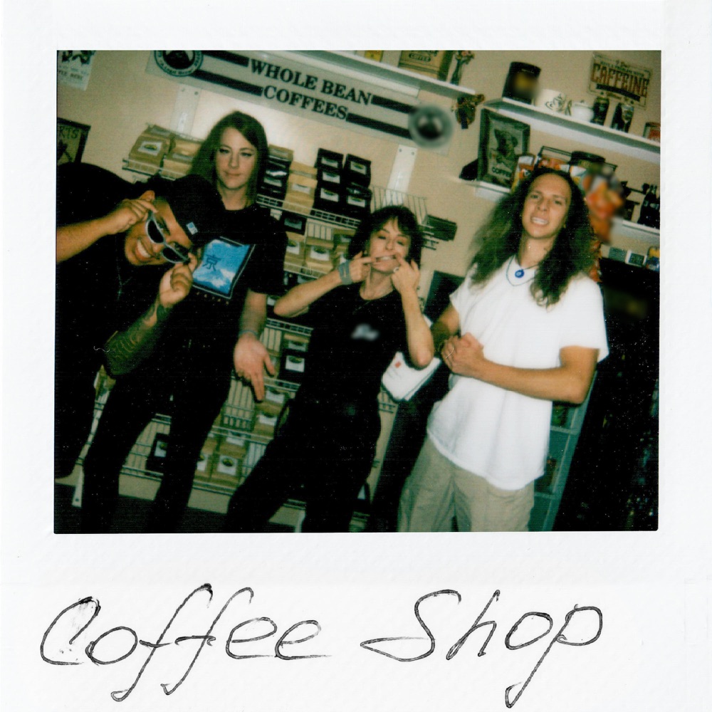 Spice Intuition – Coffee Shop (feat. Miki)