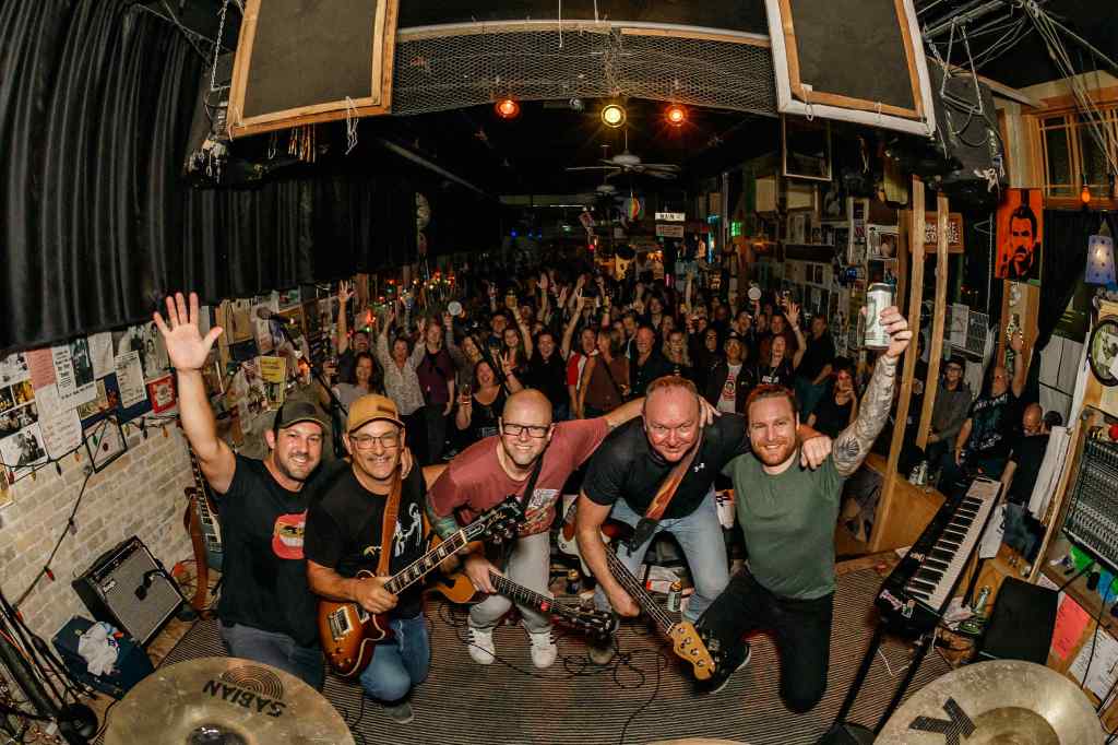 CAR287 – Back and&nbsp;Forth