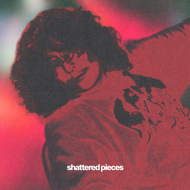 Gio – shattered&nbsp;pieces