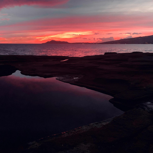 Phoenix.REM – A World&nbsp;Away