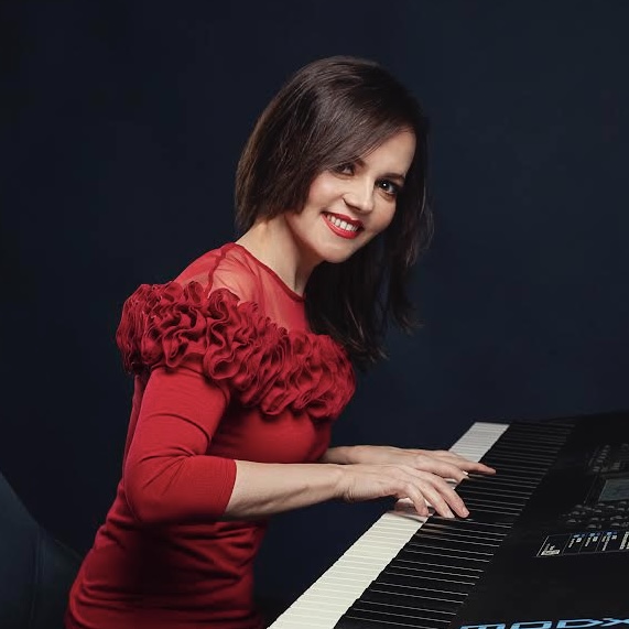 Yulia – “Let’s Agree To Love” feat. Jackiem Joyner